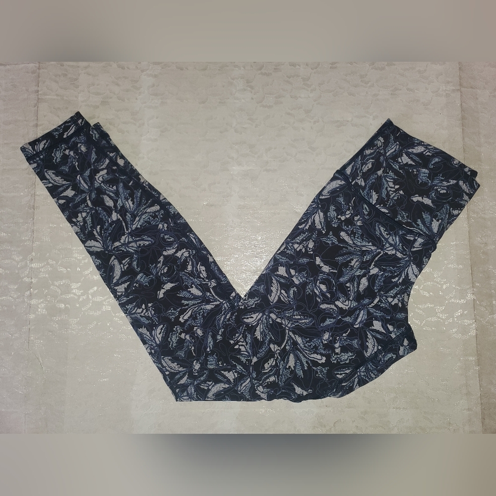 Lululemon Wunder Under Hi-Rise Tight 28" Embellished Multi Size 6 EUC #F4